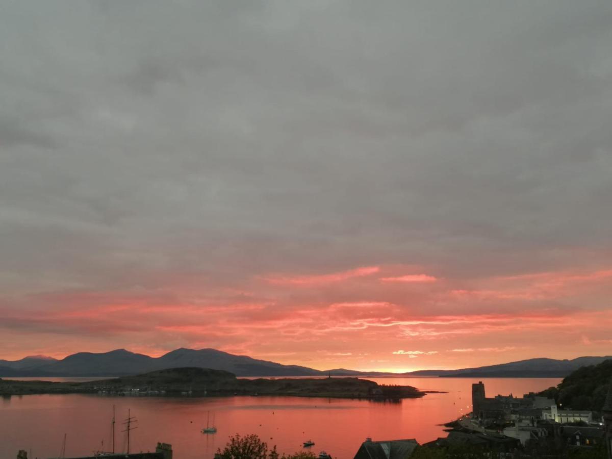 Central Oban Studio With Stunning View 외부 사진